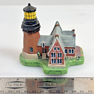 Vintage Spoontiques Block Island Light Lighthouse Miniature Figurine 009086